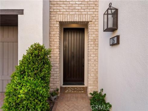 126 Bellini , Irvine, CA