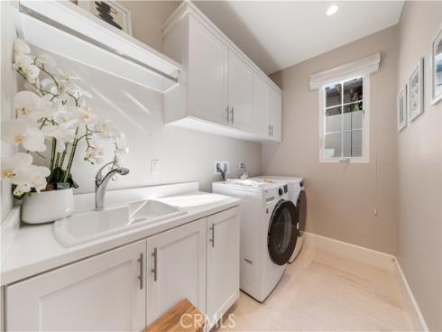126 Bellini , Irvine, CA
