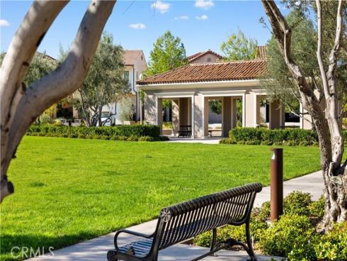 126  Bellini  , Irvine, CA