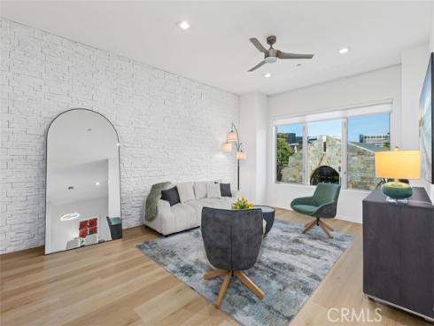 21 Gramercy 220 , Irvine, CA
