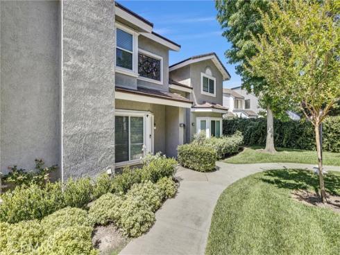 88 Greenmoor , Irvine, CA