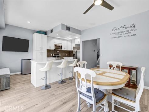 88 Greenmoor , Irvine, CA