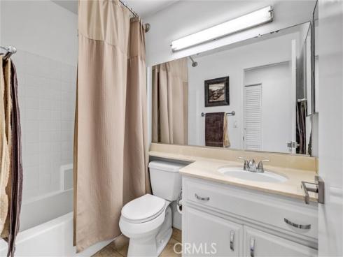 88 Greenmoor , Irvine, CA