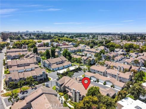 88 Greenmoor , Irvine, CA