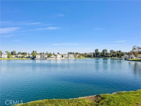 88 Greenmoor , Irvine, CA