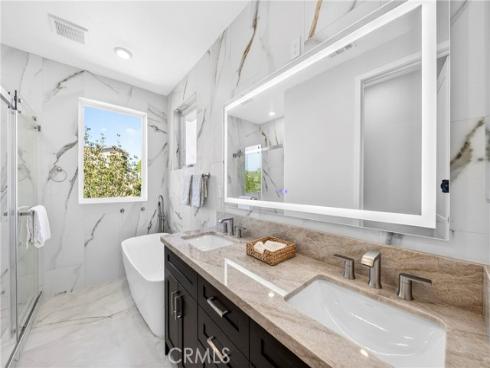 66 Bolide , Irvine, CA