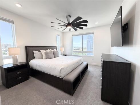 2412  Nolita  , Irvine, CA