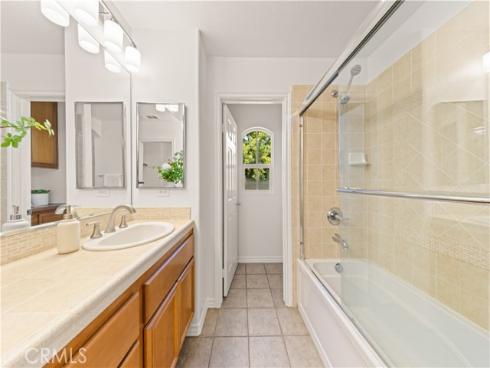 76 Trailing Vine , Irvine, CA