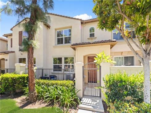 76 Trailing Vine , Irvine, CA
