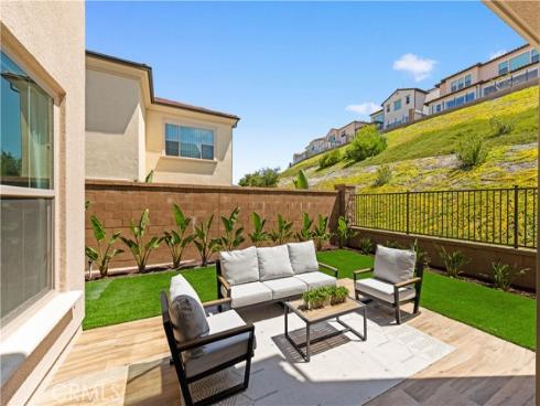 242  Maricopa  , Irvine, CA
