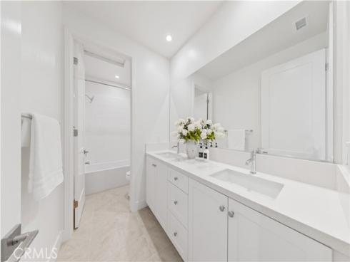 242  Maricopa  , Irvine, CA