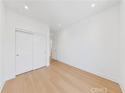 242  Maricopa  , Irvine, CA