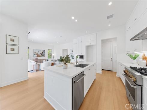 242  Maricopa  , Irvine, CA