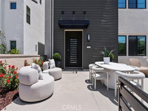 121 Bosal , Irvine, CA