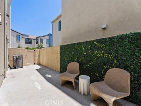 121 Bosal , Irvine, CA