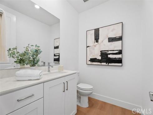 121 Bosal , Irvine, CA