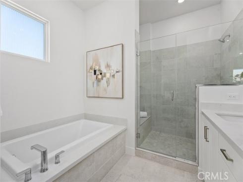 121 Bosal , Irvine, CA