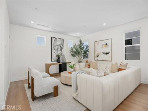 121 Bosal , Irvine, CA
