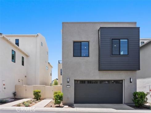 121 Bosal , Irvine, CA