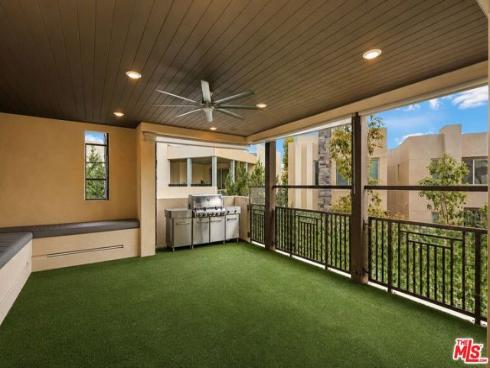 116 Catalyst , Irvine, CA