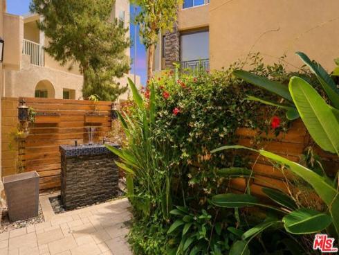 116 Catalyst , Irvine, CA