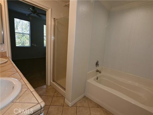 3450  Watermarke  , Irvine, CA