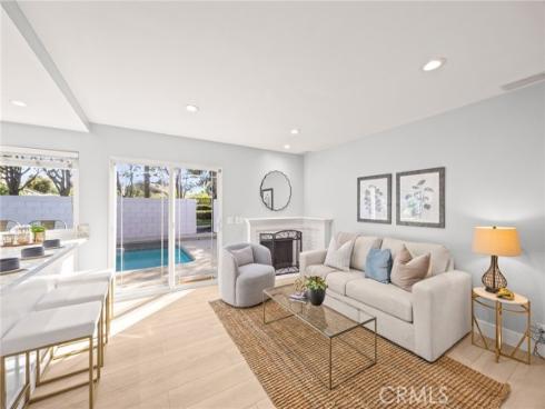 15 Bluecoat , Irvine, CA