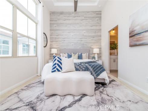 68 Rose Arch , Irvine, CA