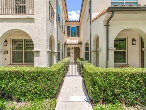 68 Rose Arch , Irvine, CA