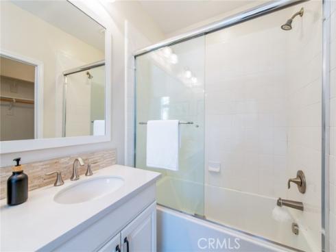 68 Rose Arch , Irvine, CA