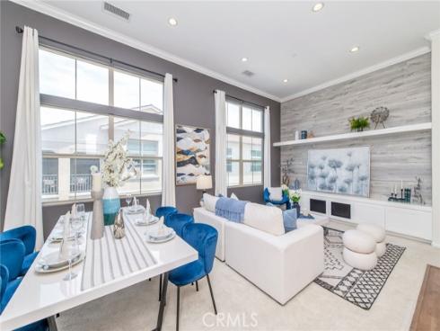 68 Rose Arch , Irvine, CA