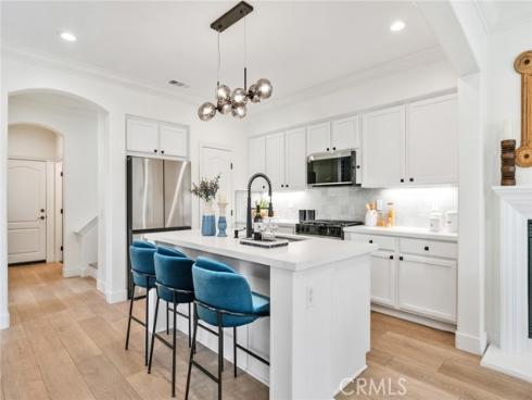 100 Alhambra , Irvine, CA