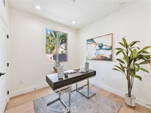 100 Alhambra , Irvine, CA