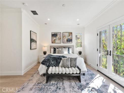 100 Alhambra , Irvine, CA