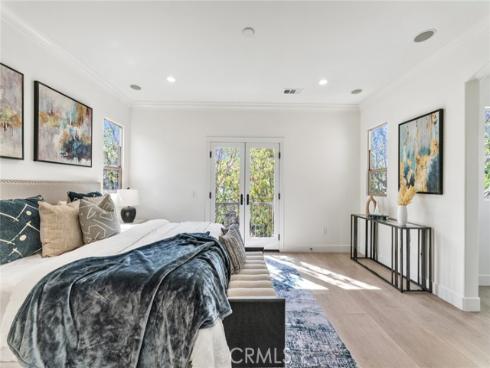 100 Alhambra , Irvine, CA