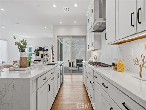 133 Bosal , Irvine, CA