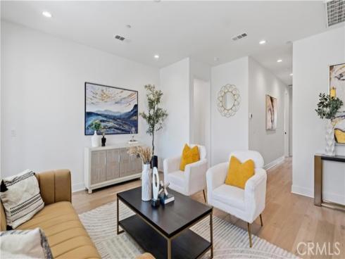 133 Bosal , Irvine, CA