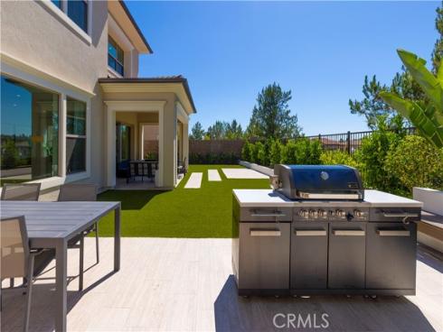 63 Longchamp , Irvine, CA