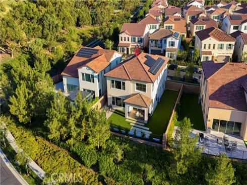 63 Longchamp , Irvine, CA
