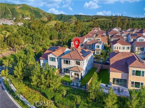 63 Longchamp , Irvine, CA