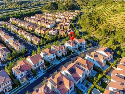 63 Longchamp , Irvine, CA