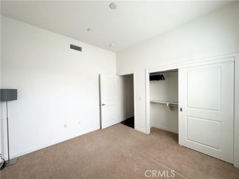 21 Gramercy 416 , Irvine, CA