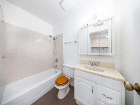 34 Elksford 3 Avenue, Irvine, CA