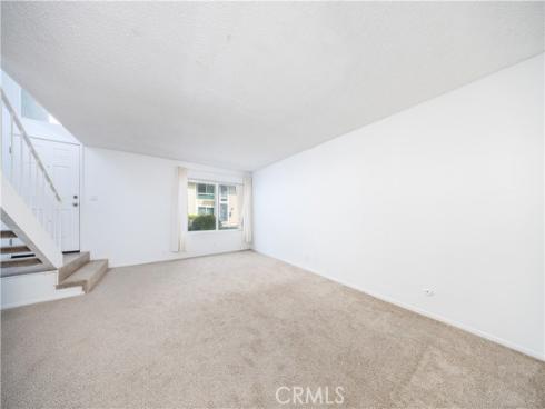 34 Elksford 3 Avenue, Irvine, CA