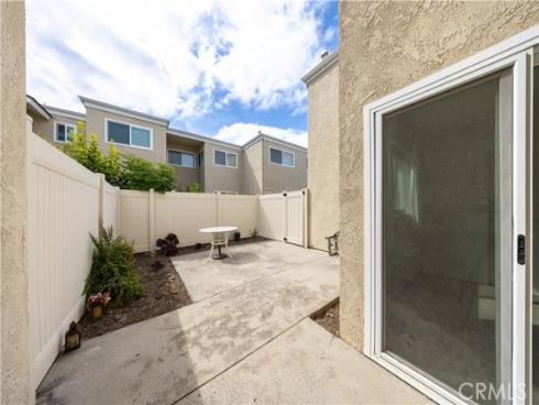 34 Elksford 3 Avenue, Irvine, CA
