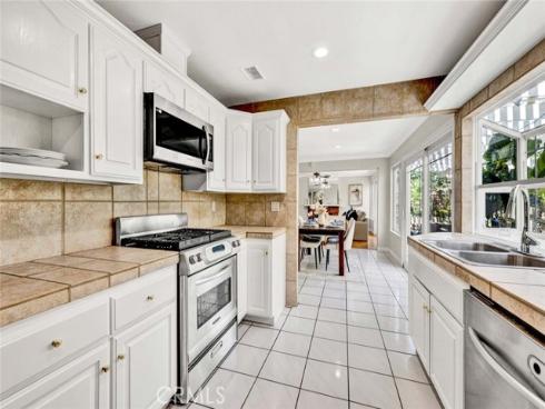 3841 Claremont St , Irvine, CA