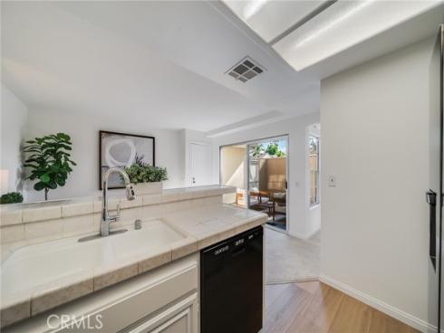 66 Georgetown , Irvine, CA