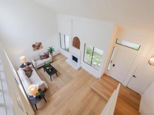 10 Morena 8 , Irvine, CA