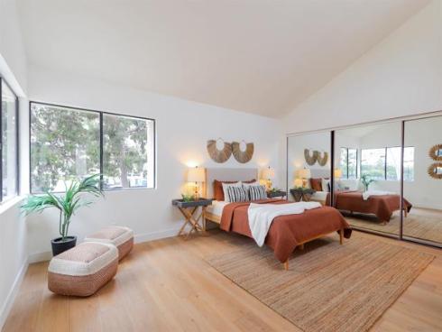 10 Morena 8 , Irvine, CA