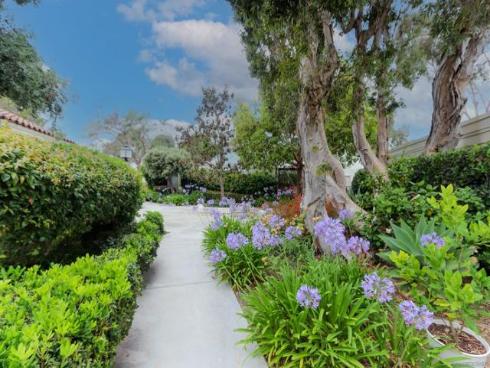 10 Morena 8 , Irvine, CA